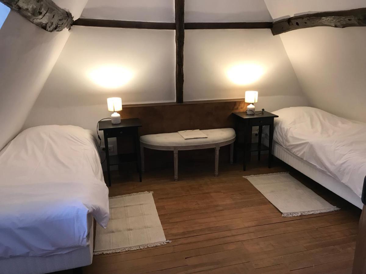 La Gloriette Gite Situe Dans La Propriete Dun Magnifique Manoir Vatteville-la-Rue Екстер'єр фото